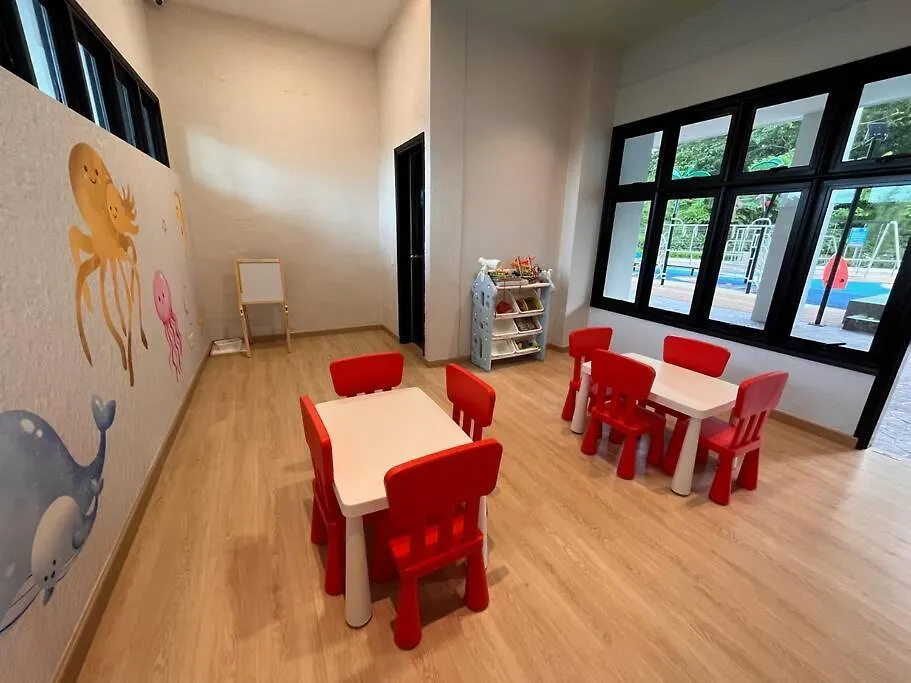 2Br Apartment - Beachfront - Corner Unit - Netflix - Unifi 300Mbps - Mutiara Melaka Pantai Puteri